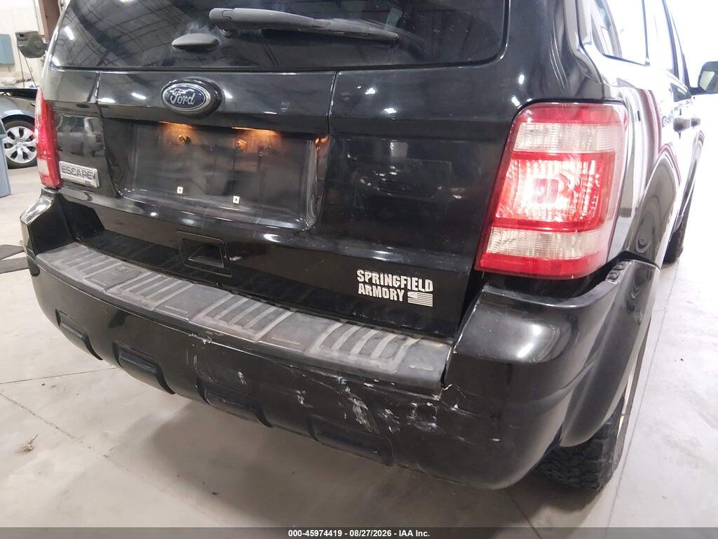 1FMCU9D72BKA82216 2011 FORD ESCAPE photo no. 6