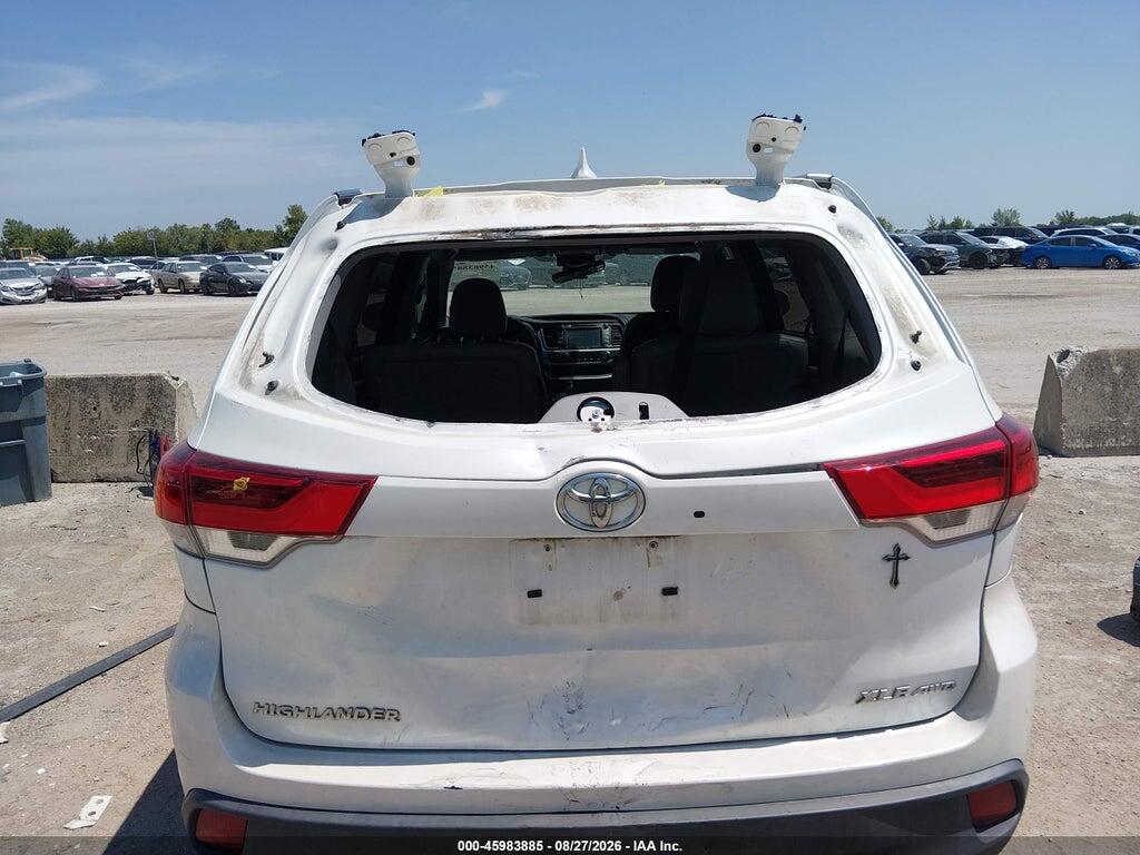 5TDJZRFH1JS490944 2018 TOYOTA HIGHLANDER photo no. 6
