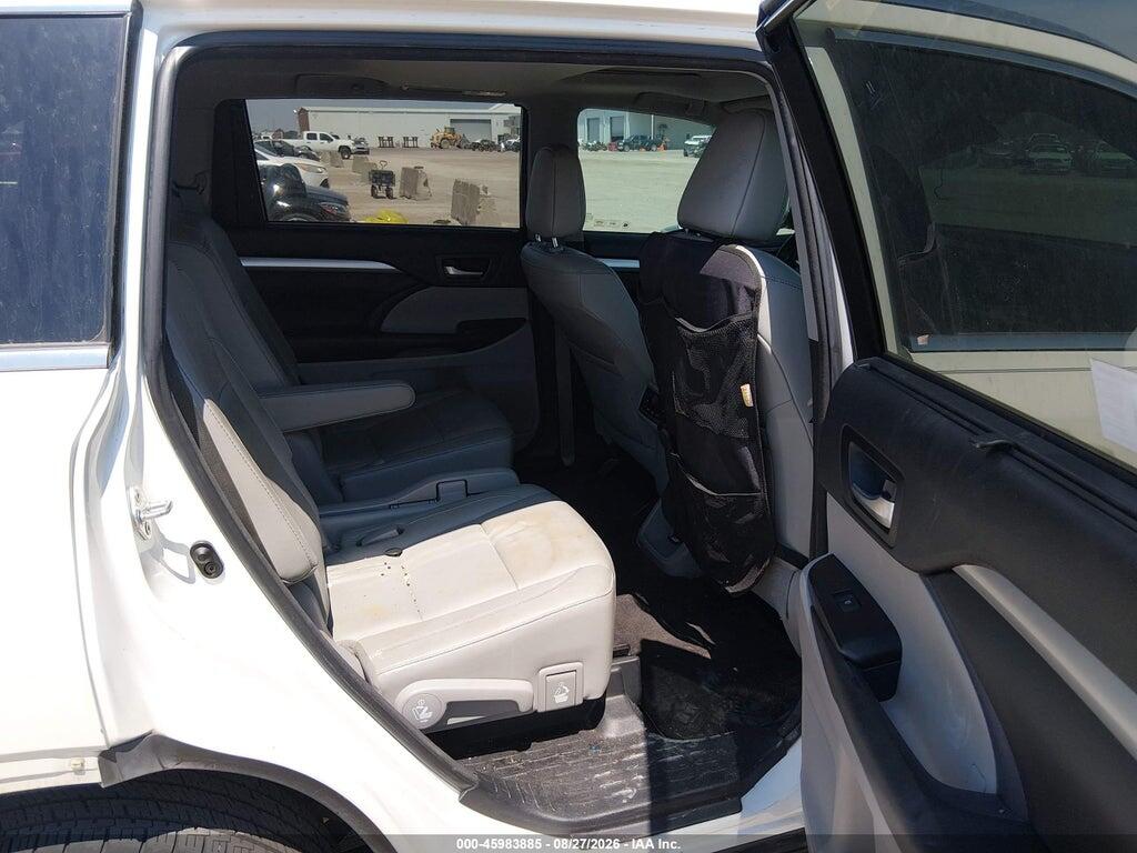 5TDJZRFH1JS490944 2018 TOYOTA HIGHLANDER photo no. 8