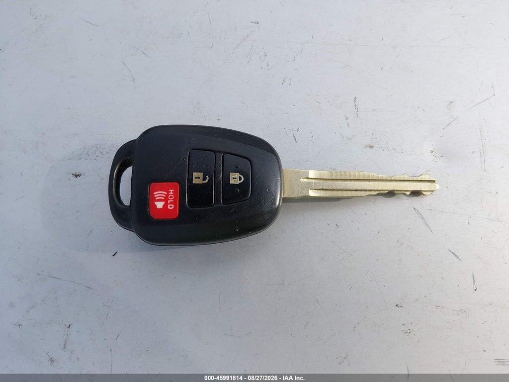 JTDKDTB39F1113244 2015 TOYOTA PRIUS C photo no. 11