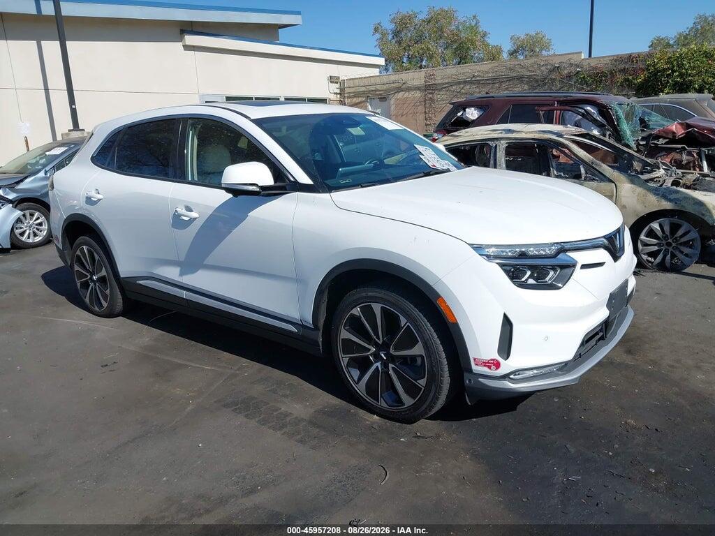 2024 VINFAST VF 8 RLLV1AFA9RH009017
