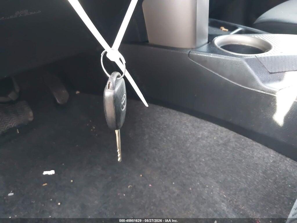 2T3BFREV8FW356023 2015 TOYOTA RAV4 photo no. 11