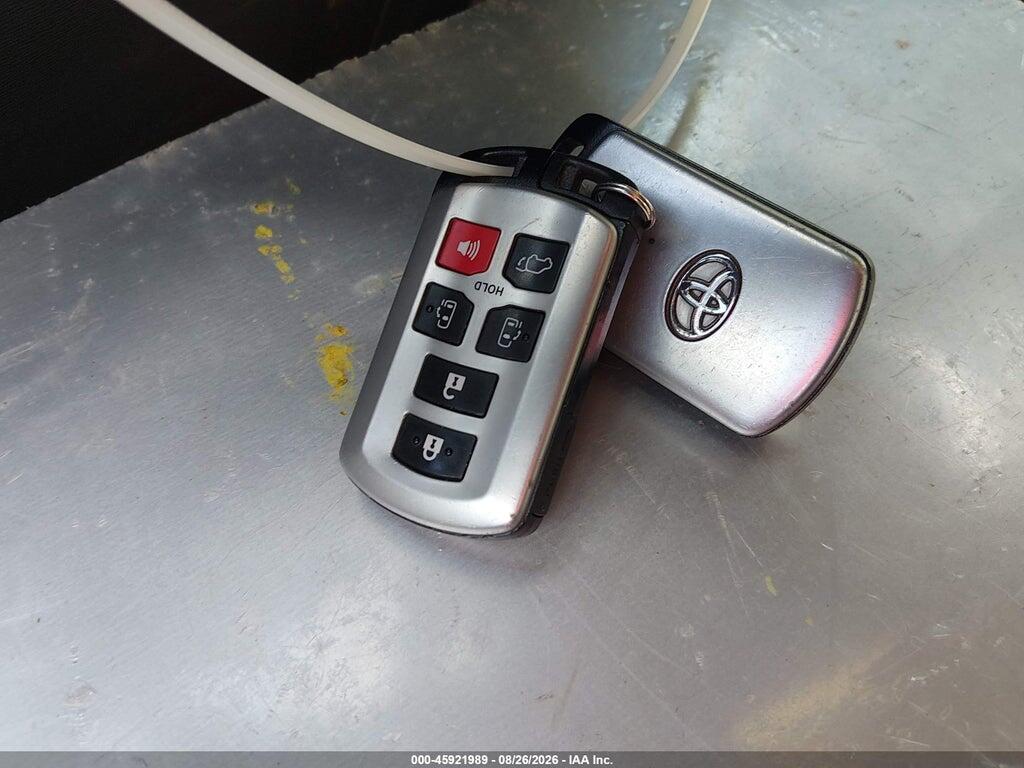 5TDDK3DC4FS111593 2015 TOYOTA SIENNA photo no. 11