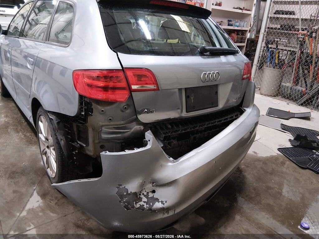 WAUKEAFM7CA101526 2012 AUDI A3 photo no. 6
