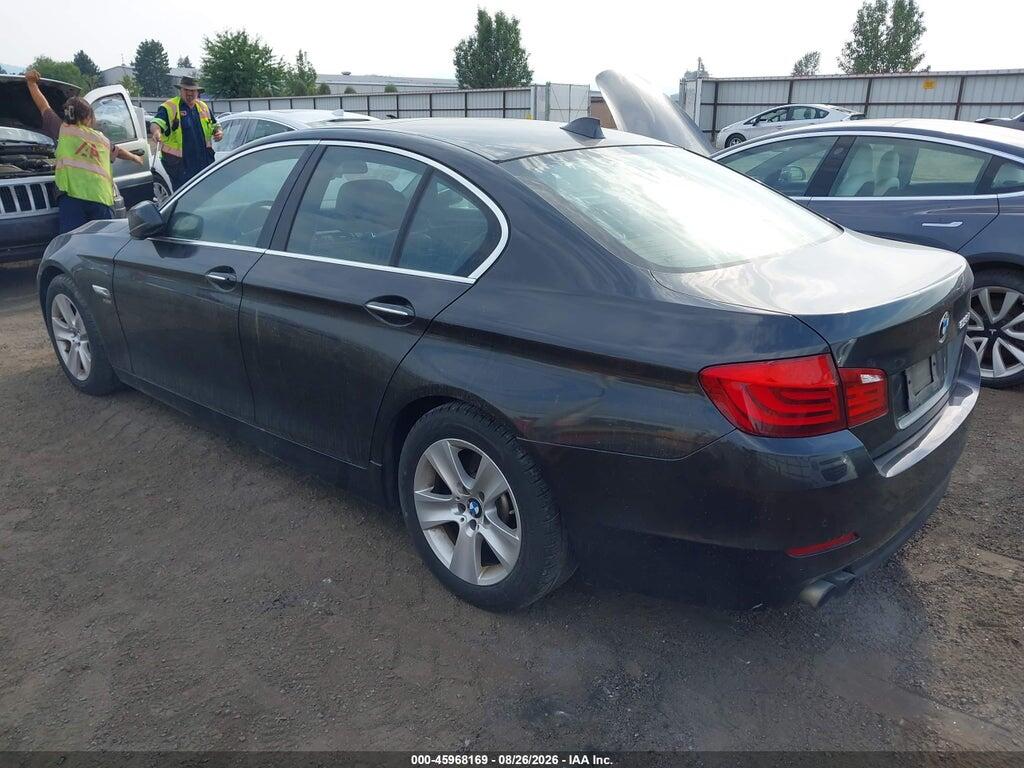 WBAXH5C55CDW09557 2012 BMW 528I photo no. 3