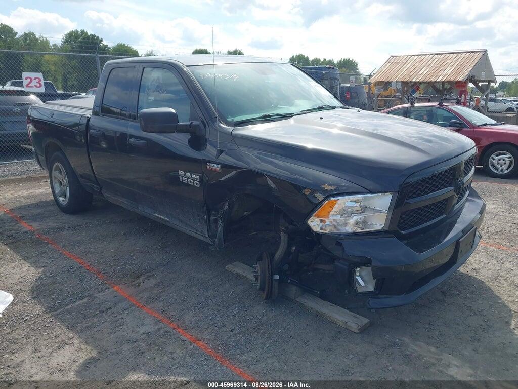 2017 RAM 1500 1C6RR7FT7HS831882