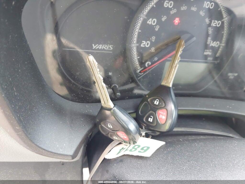 VNKKTUD36FA018718 2015 TOYOTA YARIS photo no. 11