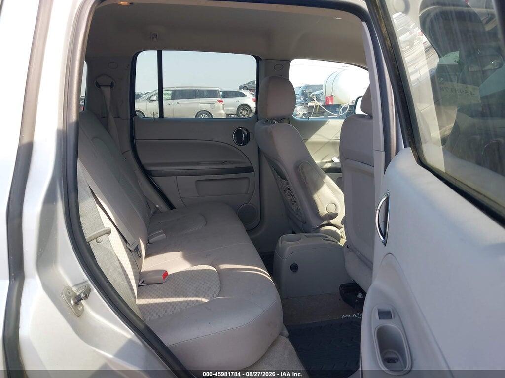 3GNBABDB5AS637920 2010 CHEVROLET HHR photo no. 8