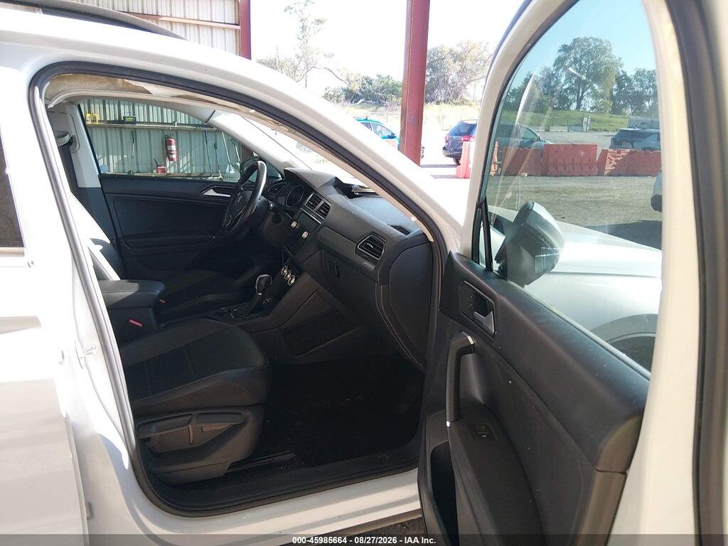 3VV2B7AX2JM156709 2018 VOLKSWAGEN TIGUAN photo no. 5