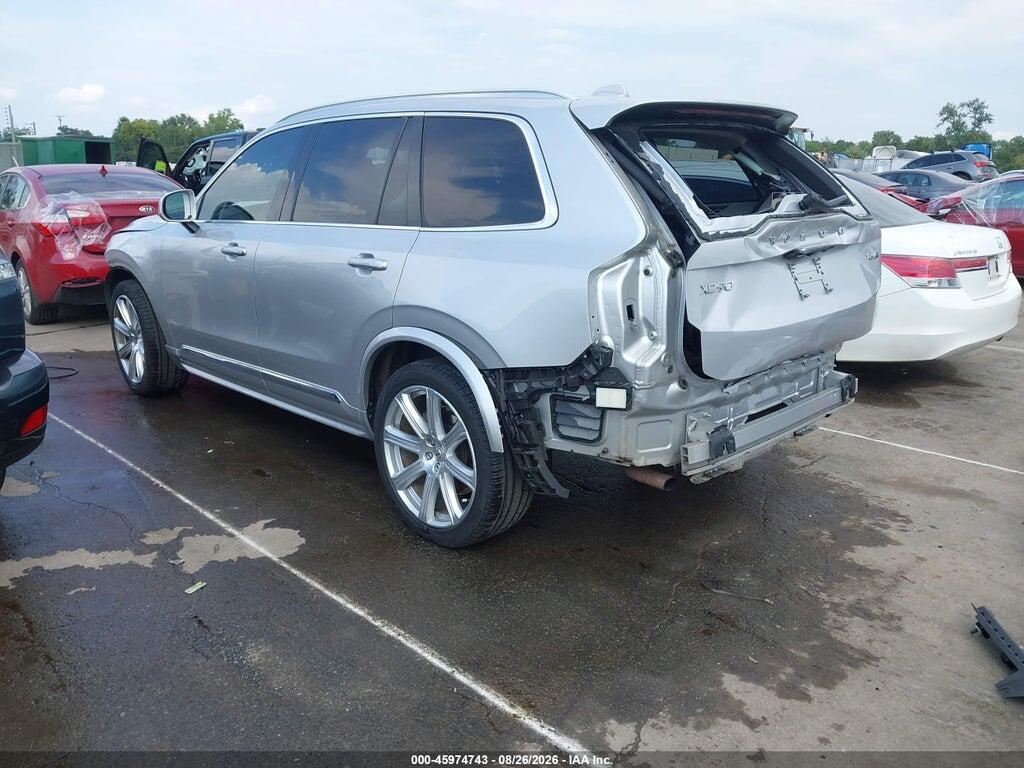 YV4A22PL2K1472754 2019 VOLVO XC90 photo no. 3