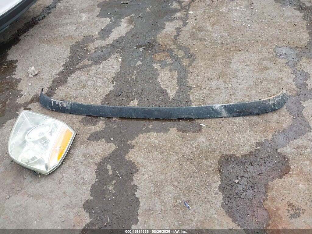 1GKS2MEF7BR360537 2011 GMC YUKON XL 1500 photo no. 12