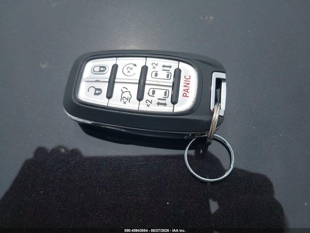 2C4RC1BG2TR201326 2026 CHRYSLER PACIFICA photo no. 11