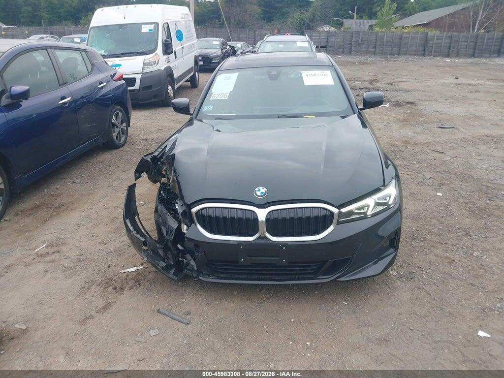 3MW89CW02S8F13628 2025 BMW 330I photo no. 12