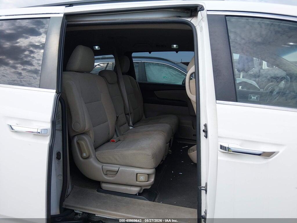5FNRL5H40BB067785 2011 HONDA ODYSSEY photo no. 8