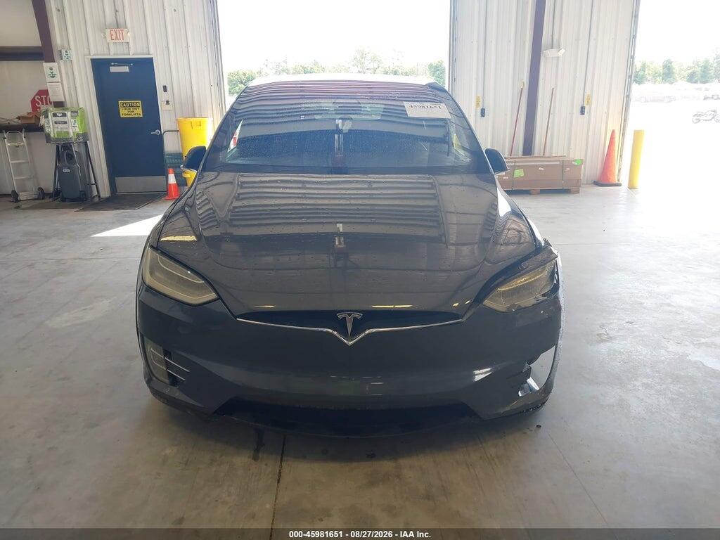 5YJXCAE25HF061024 2017 TESLA MODEL X photo no. 10