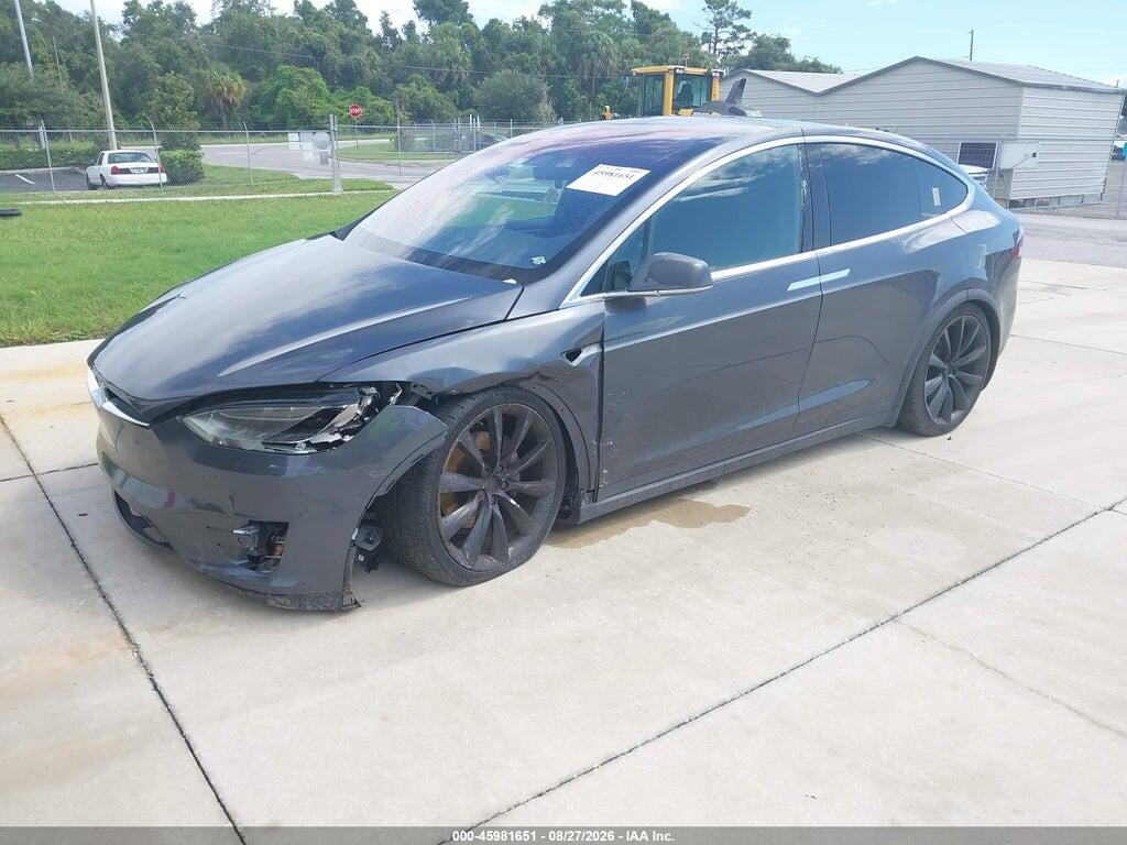 5YJXCAE25HF061024 2017 TESLA MODEL X photo no. 2
