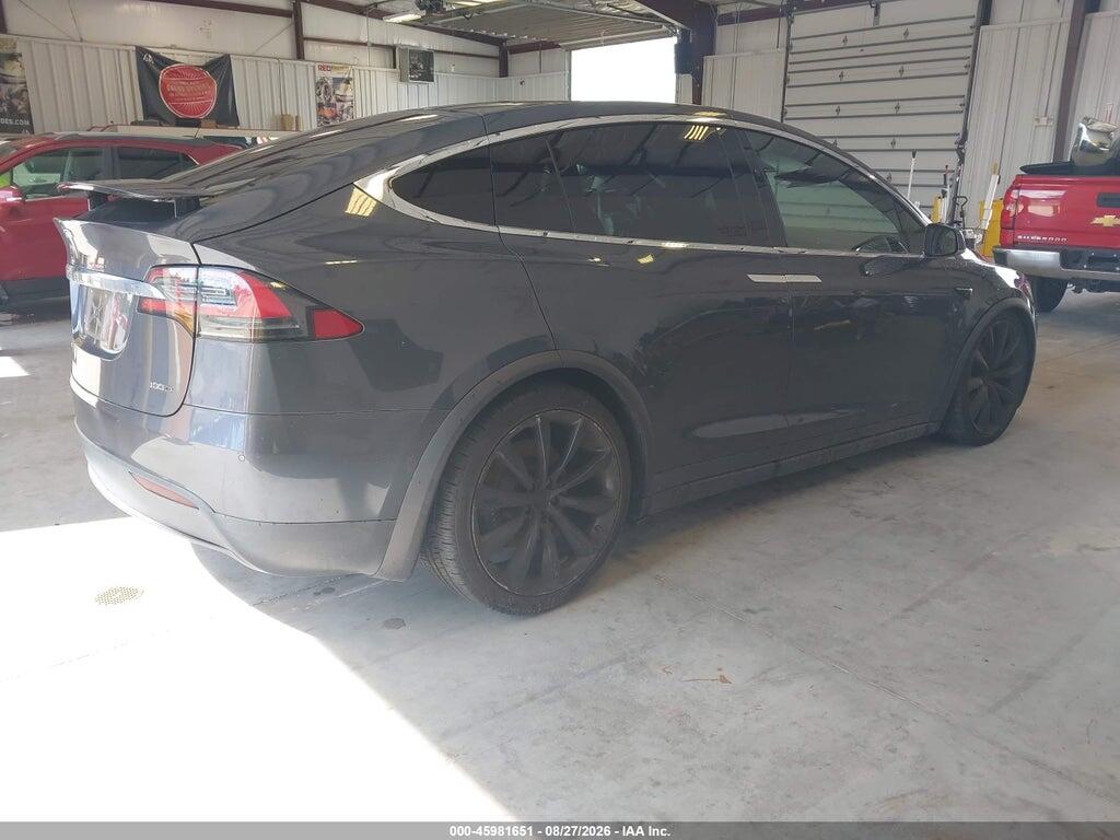 5YJXCAE25HF061024 2017 TESLA MODEL X photo no. 4