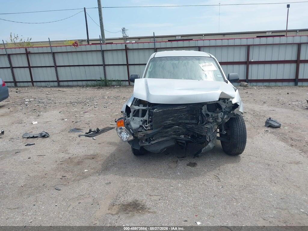 1FMCU0C7XAKD10975 2010 FORD ESCAPE photo no. 12