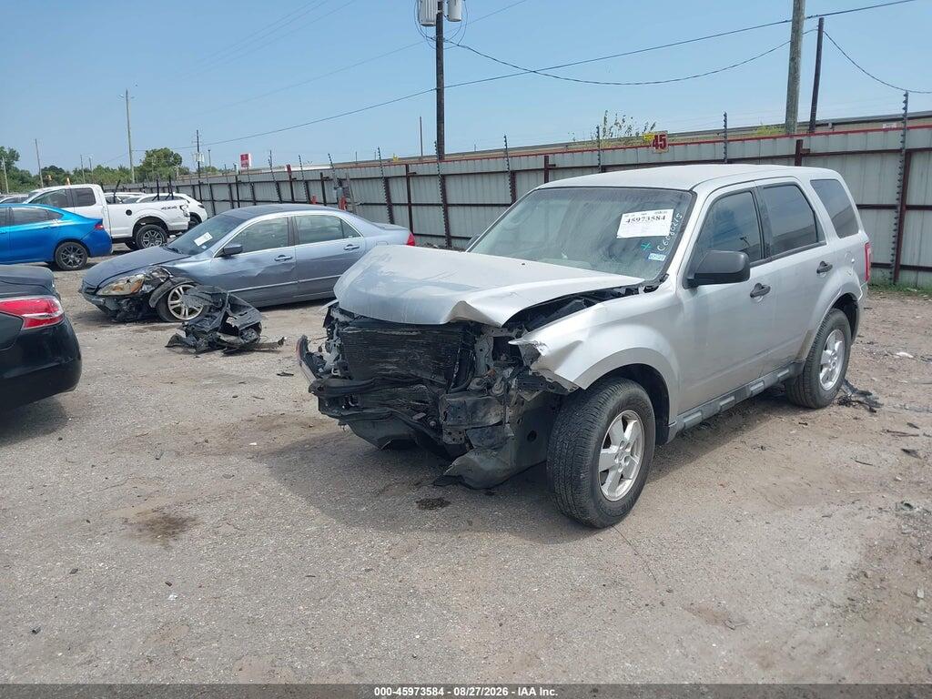 1FMCU0C7XAKD10975 2010 FORD ESCAPE photo no. 2