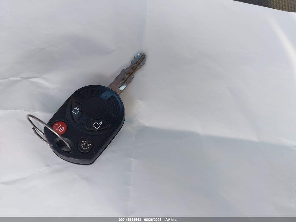 1FMCU0D75AKB28762 2010 FORD ESCAPE photo no. 11