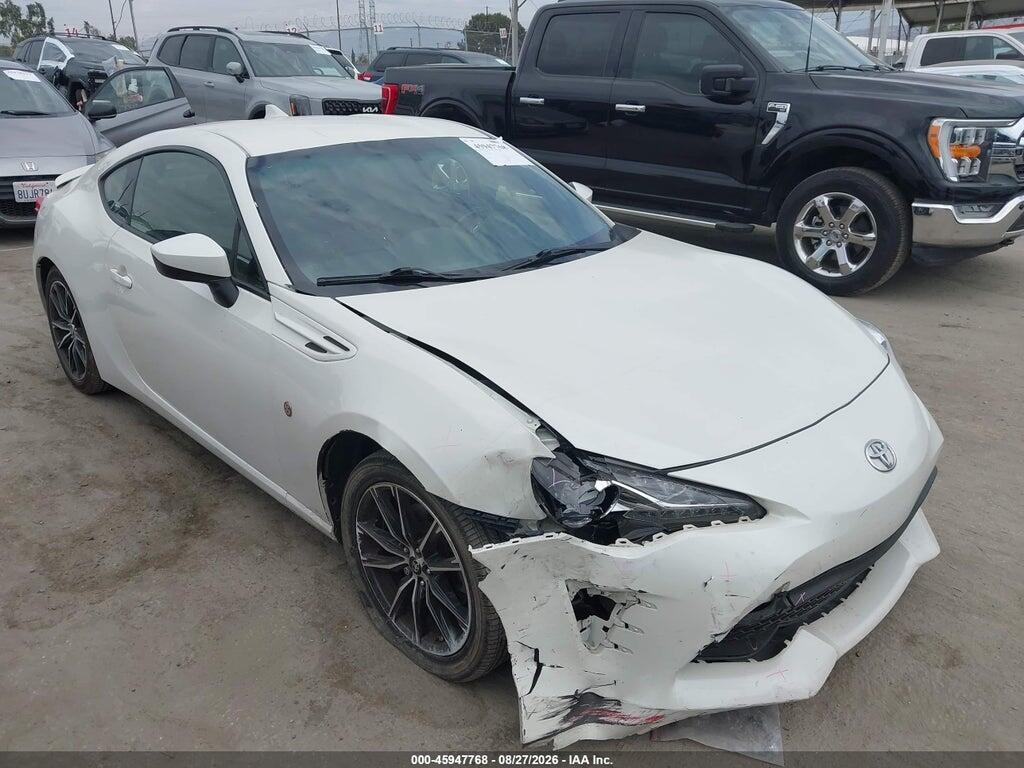 2017 TOYOTA 86 JF1ZNAA11H8704927