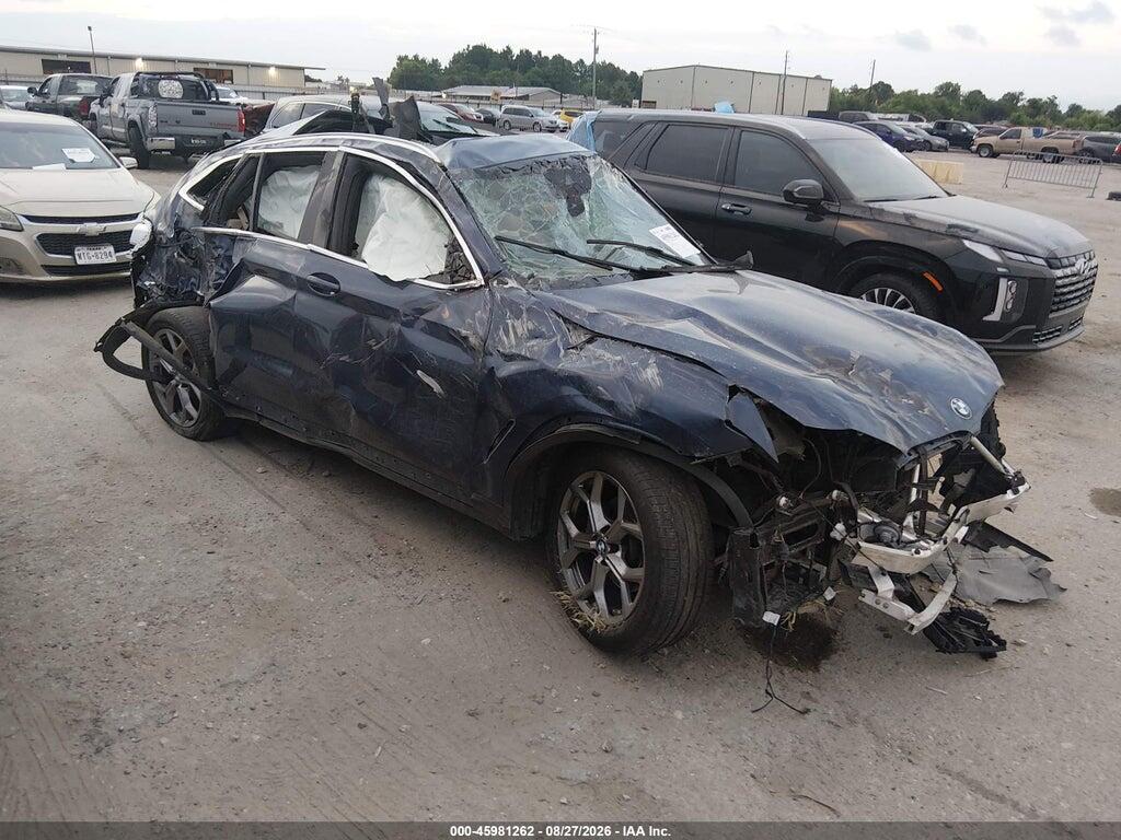 2022 BMW X3 5UX53DP06N9J07808