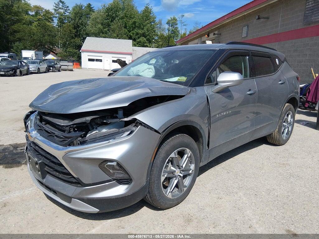 3GNKBHR4XSS101122 2025 CHEVROLET BLAZER photo no. 2
