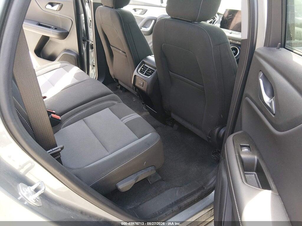 3GNKBHR4XSS101122 2025 CHEVROLET BLAZER photo no. 8