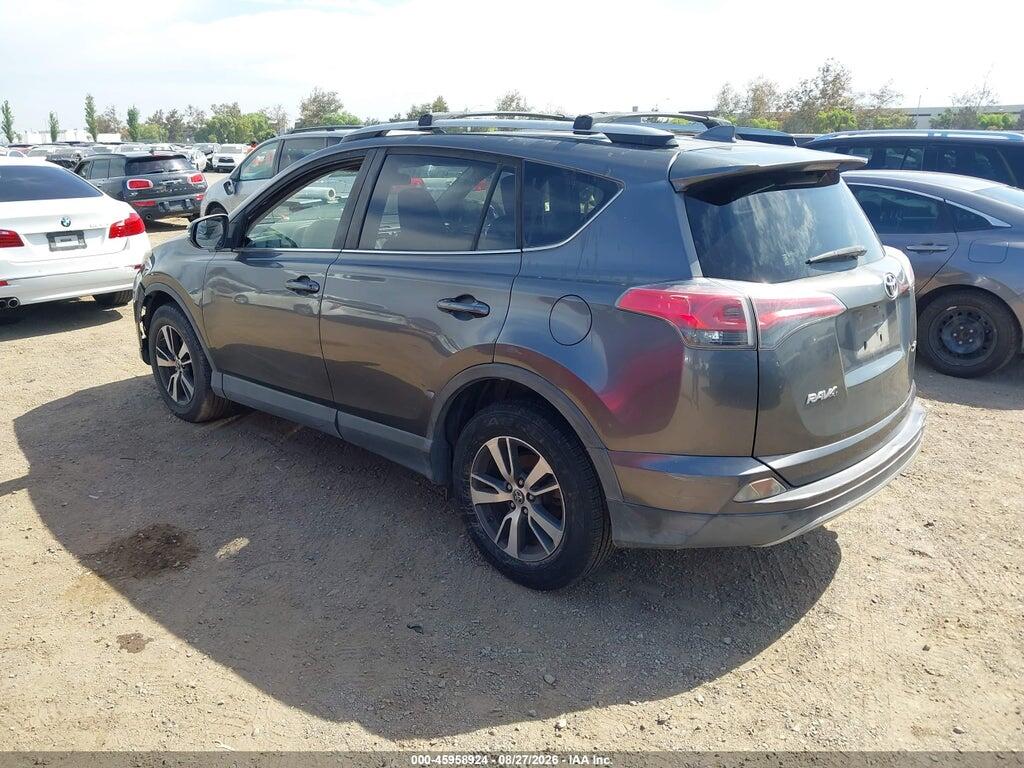 JTMWFREV4HJ107737 2017 TOYOTA RAV4 photo no. 3