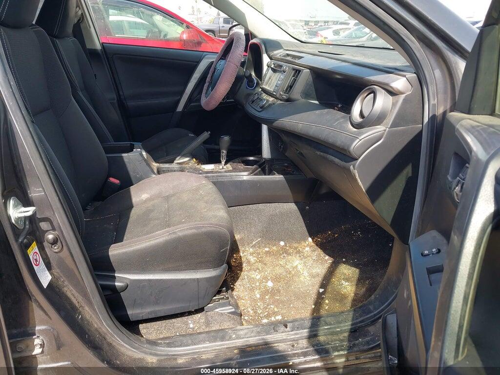 JTMWFREV4HJ107737 2017 TOYOTA RAV4 photo no. 5