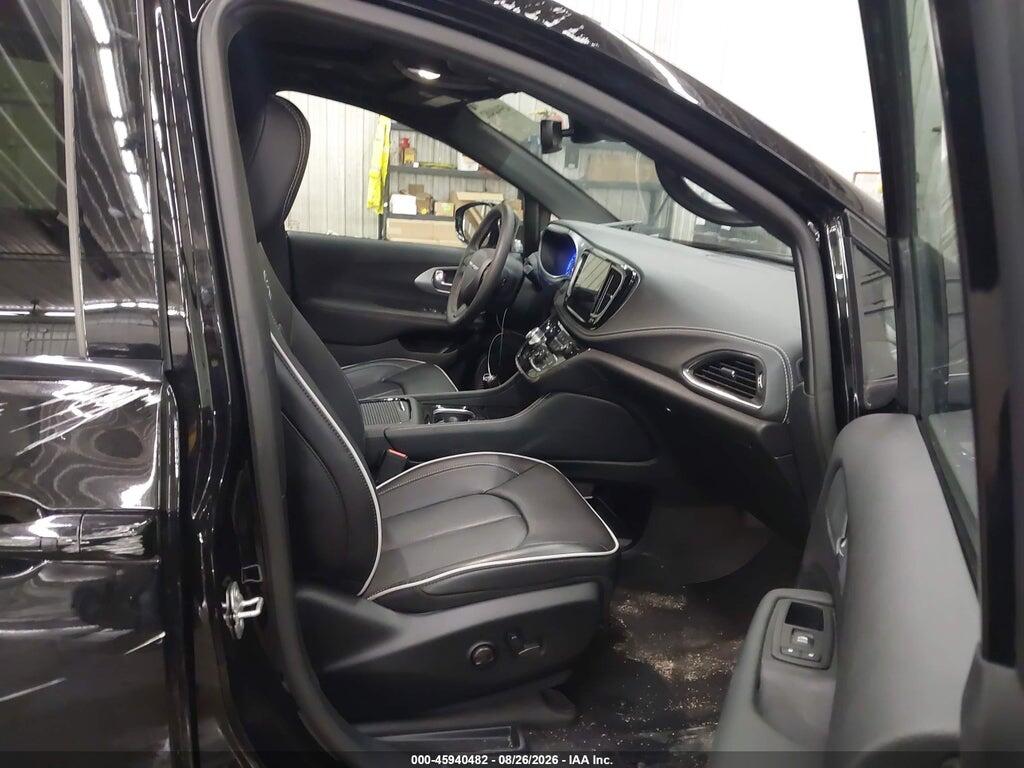2C4RC3GG2SR607142 2025 CHRYSLER PACIFICA photo no. 5
