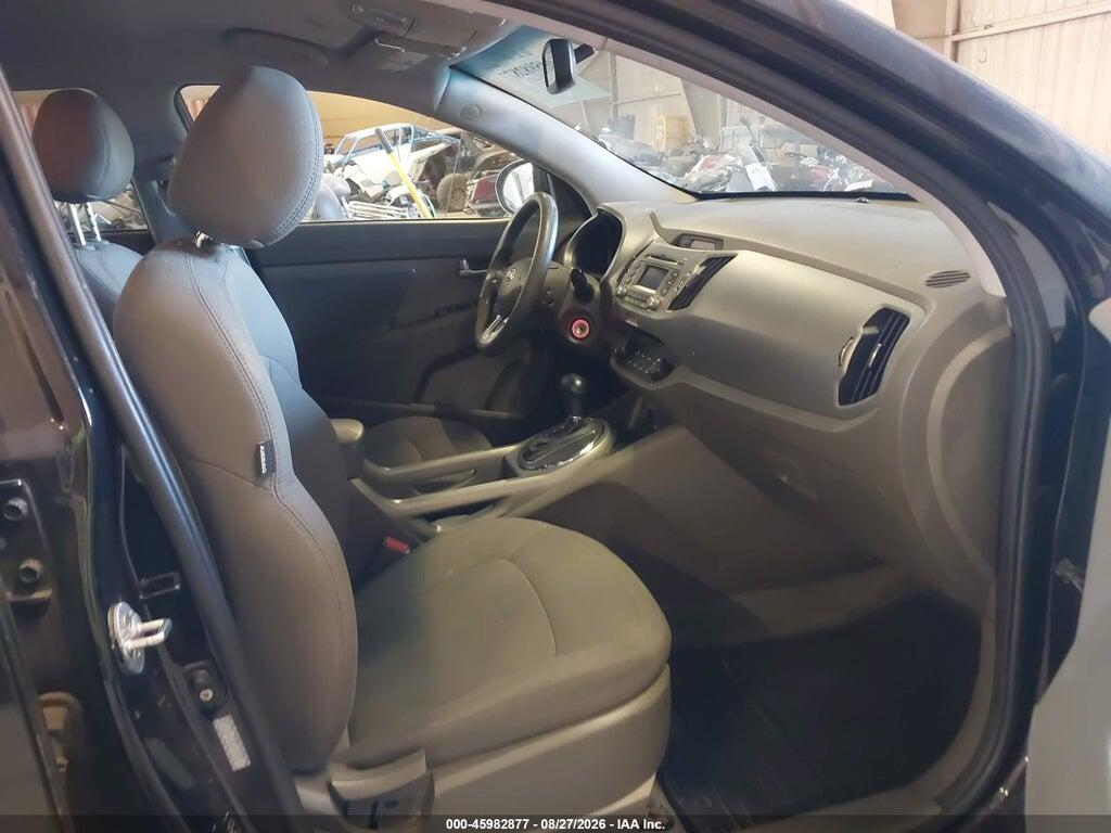 KNDPB3A29B7175741 2011 KIA SPORTAGE photo no. 5
