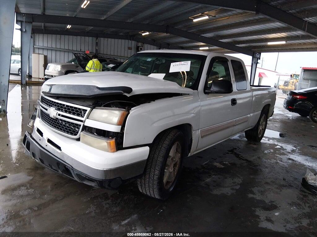 2GCEC19V361302011 2006 CHEVROLET SILVERADO 1500 photo no. 2