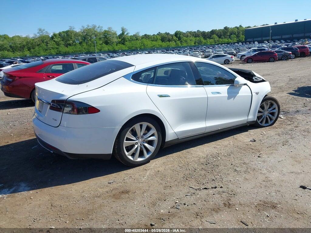 5YJSA1E26FF118828 2015 TESLA MODEL S photo no. 4