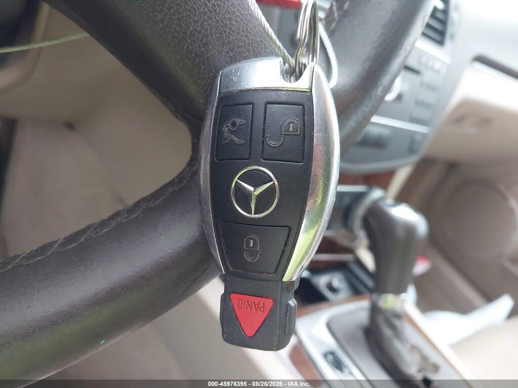 WDDGF5EB4BA527028 2011 MERCEDES-BENZ C 300 photo no. 11