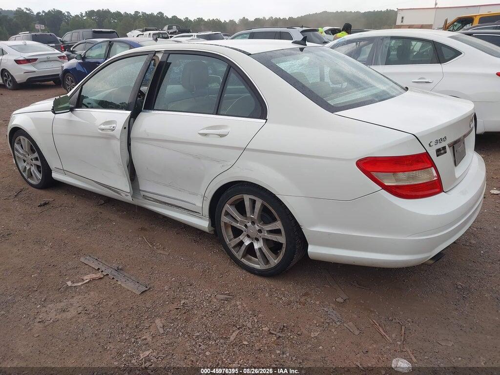 WDDGF5EB4BA527028 2011 MERCEDES-BENZ C 300 photo no. 3