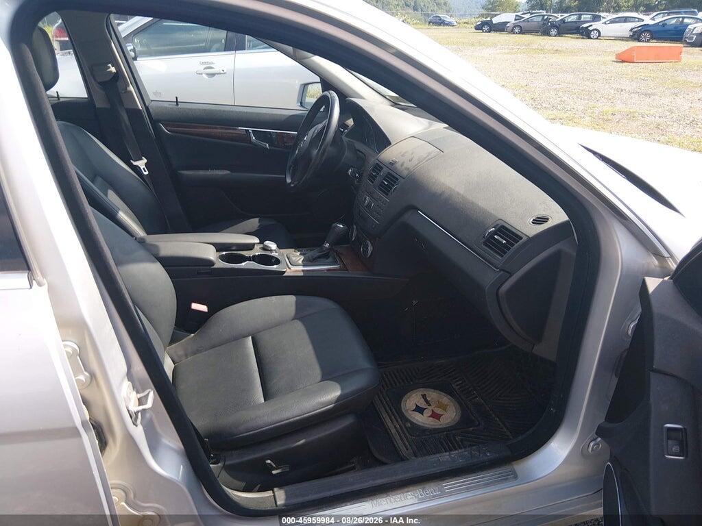WDDGF8BB6BR174167 2011 MERCEDES-BENZ C 300 photo no. 5