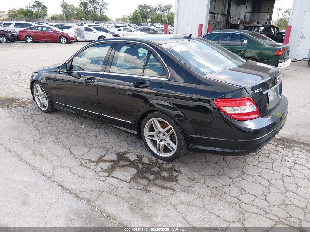 WDDGF8BB0BR171930 2011 MERCEDES-BENZ C 300 photo no. 3