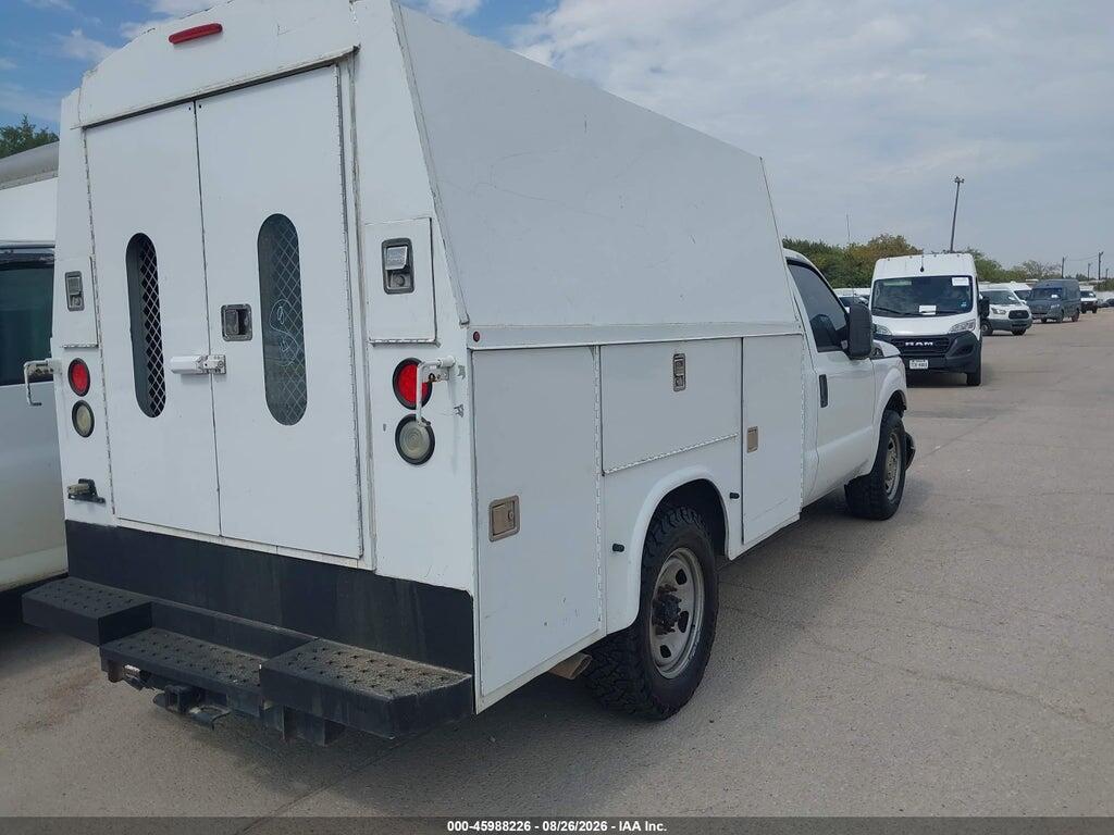 1FDRF3E69CEA26412 2012 FORD F-350 CHASSIS photo no. 4