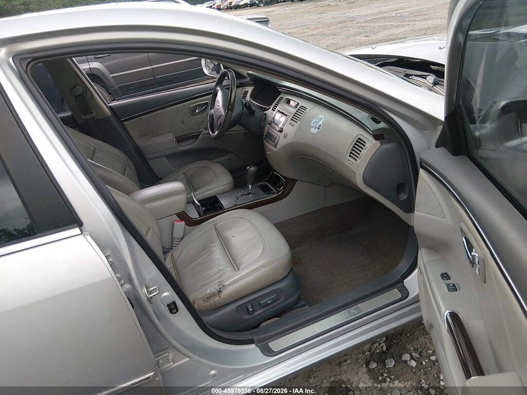 KMHFC4DF9AA474267 2010 HYUNDAI AZERA photo no. 5