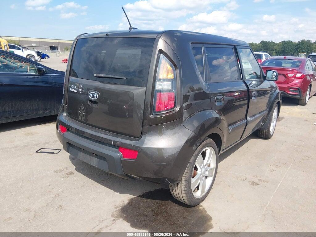 KNDJT2A27A7046473 2010 KIA SOUL photo no. 4