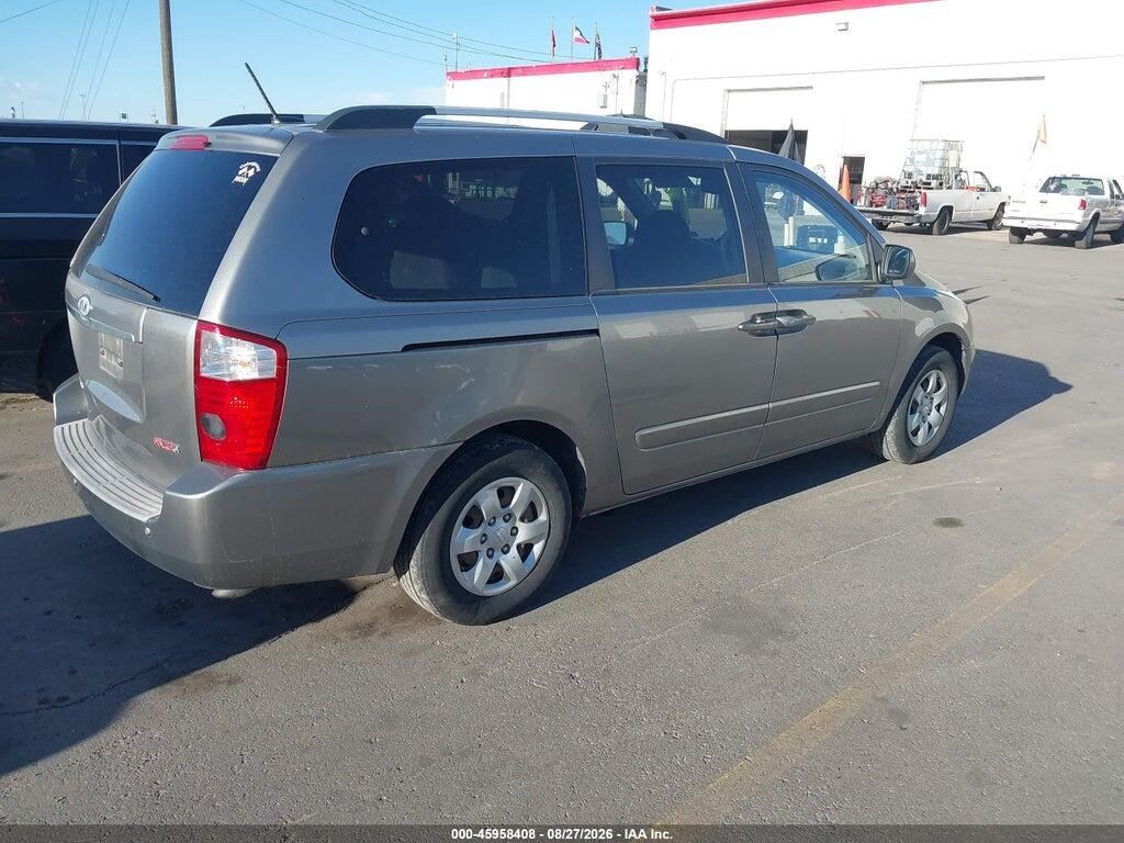 KNDMG4C31A6337365 2010 KIA SEDONA photo no. 4