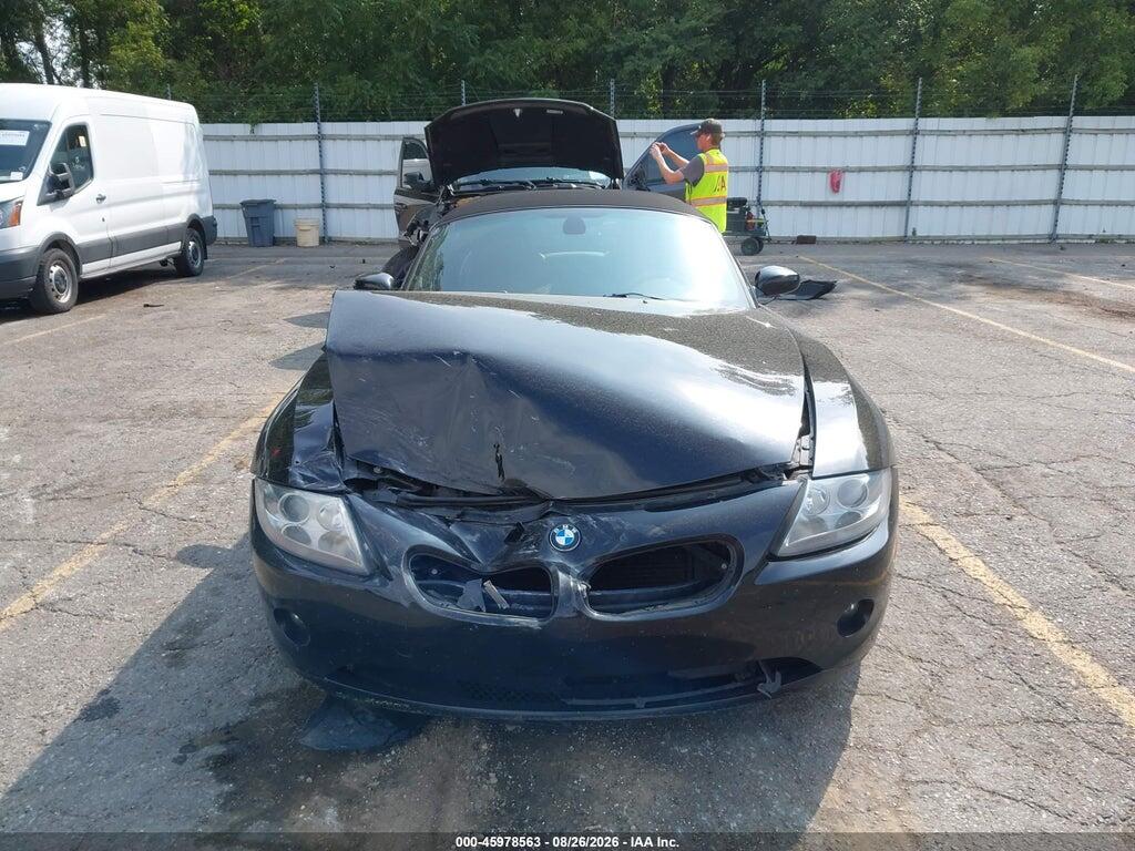 4USBT53575LT27824 2005 BMW Z4 photo no. 12