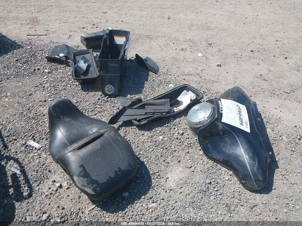 1HD1FCM19CB648712 2012 HARLEY-DAVIDSON FLHTCU photo no. 11
