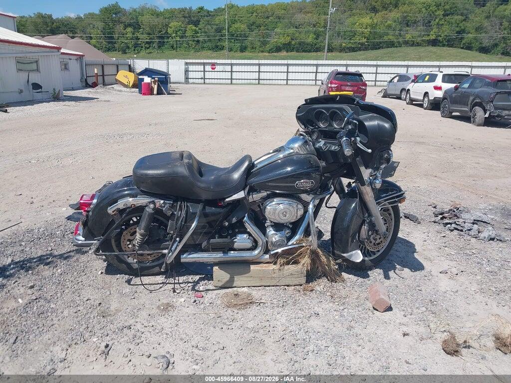 1HD1FCM19CB648712 2012 HARLEY-DAVIDSON FLHTCU photo no. 12