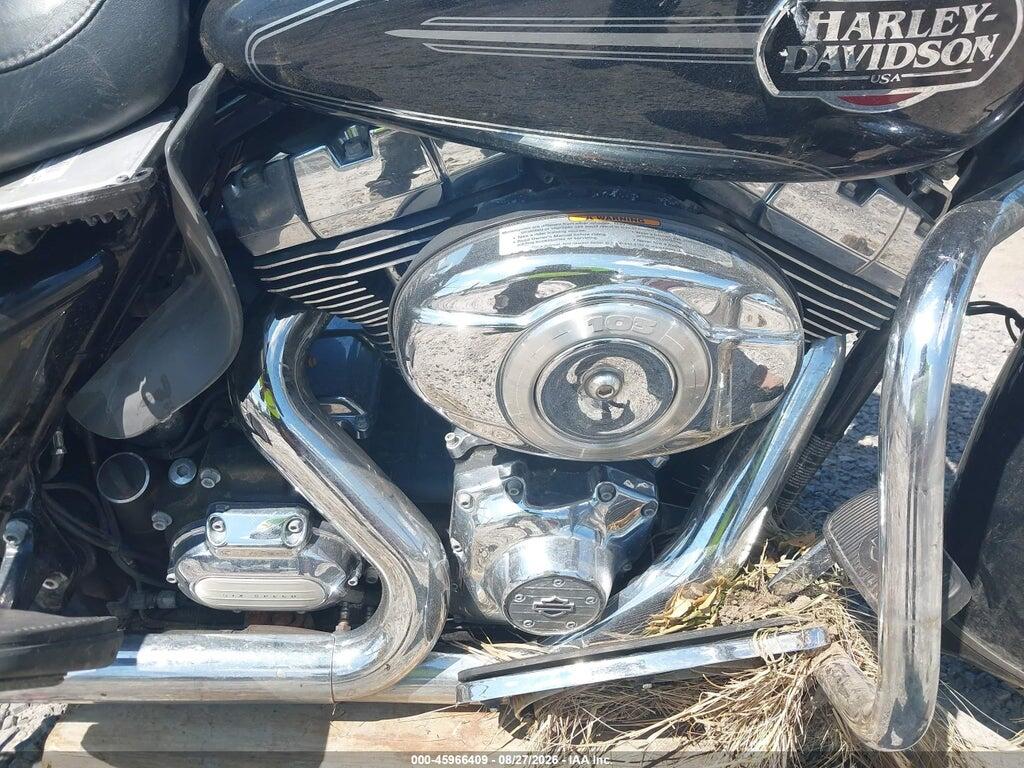 1HD1FCM19CB648712 2012 HARLEY-DAVIDSON FLHTCU photo no. 8