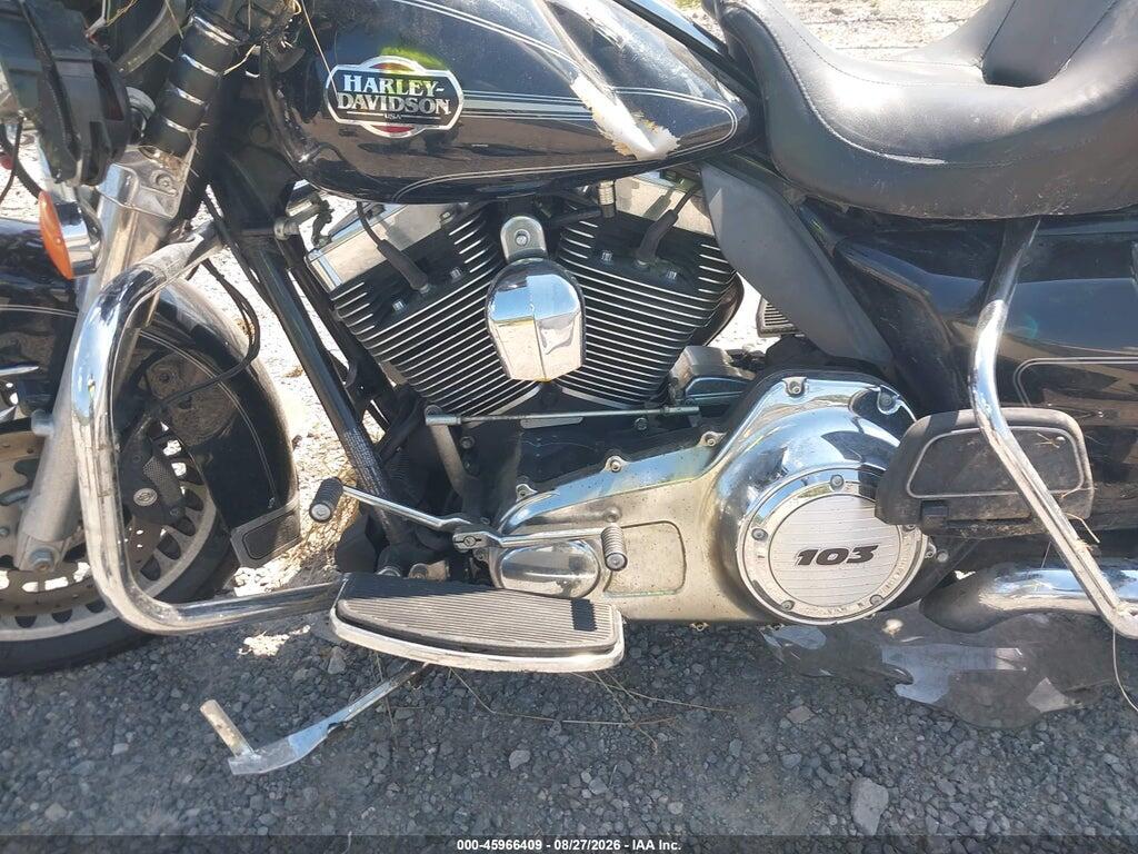 1HD1FCM19CB648712 2012 HARLEY-DAVIDSON FLHTCU photo no. 9