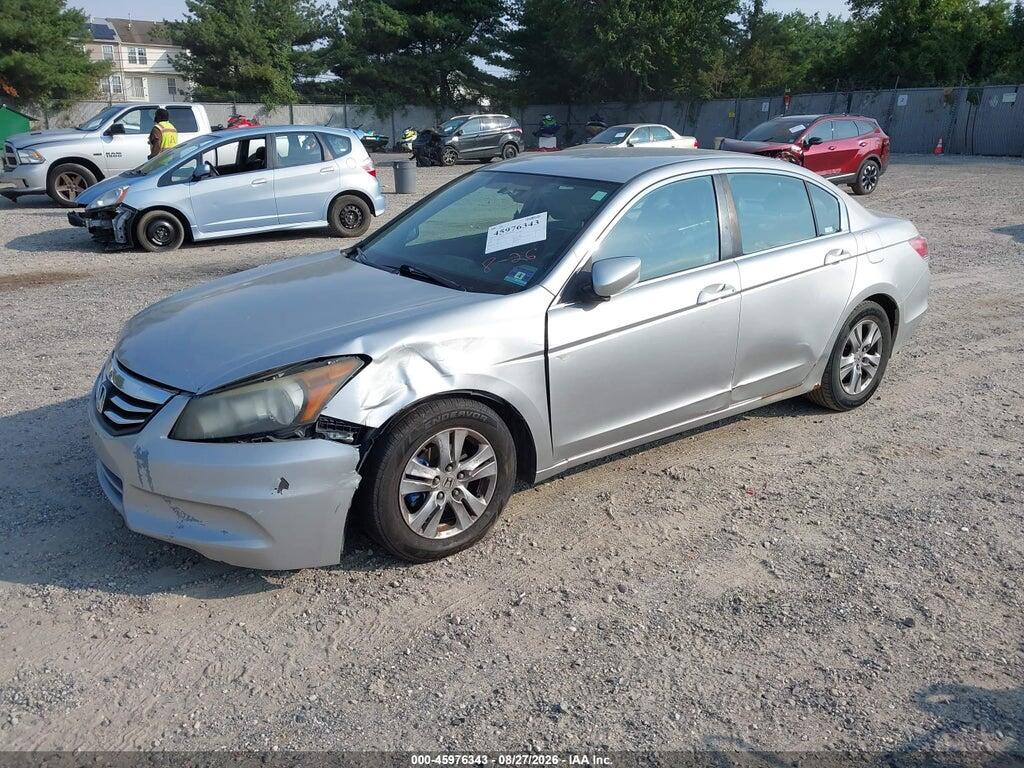 1HGCP2F69CA158370 2012 HONDA ACCORD photo no. 2
