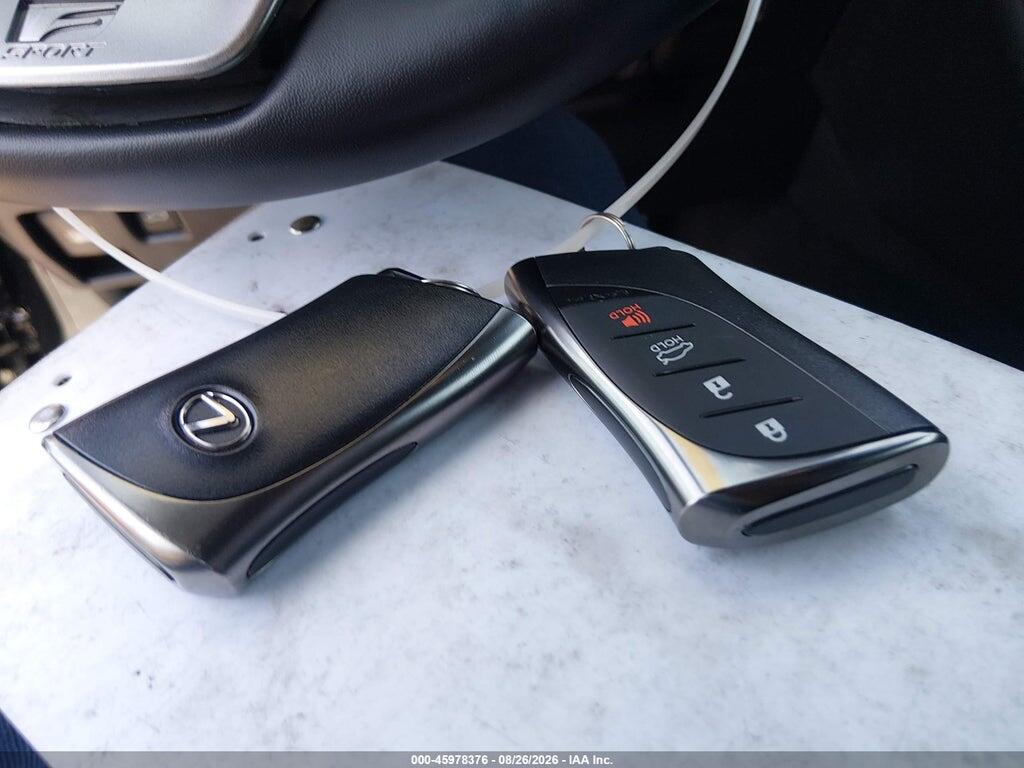 JTHGZ1B23T5097547 2026 LEXUS IS 350 photo no. 11