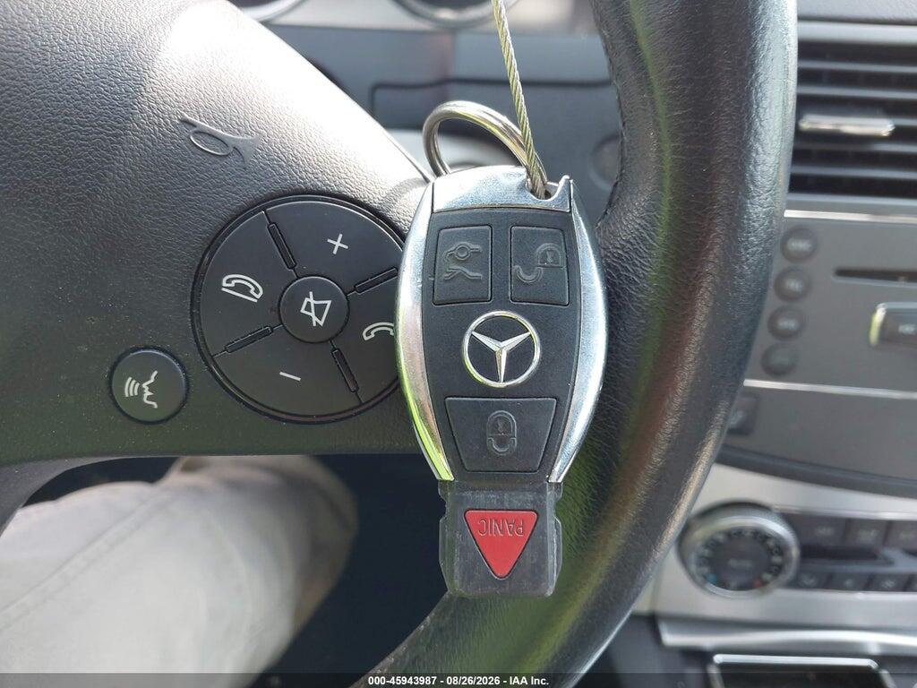 WDDGF5EB8AF380794 2010 MERCEDES-BENZ C 300 photo no. 11